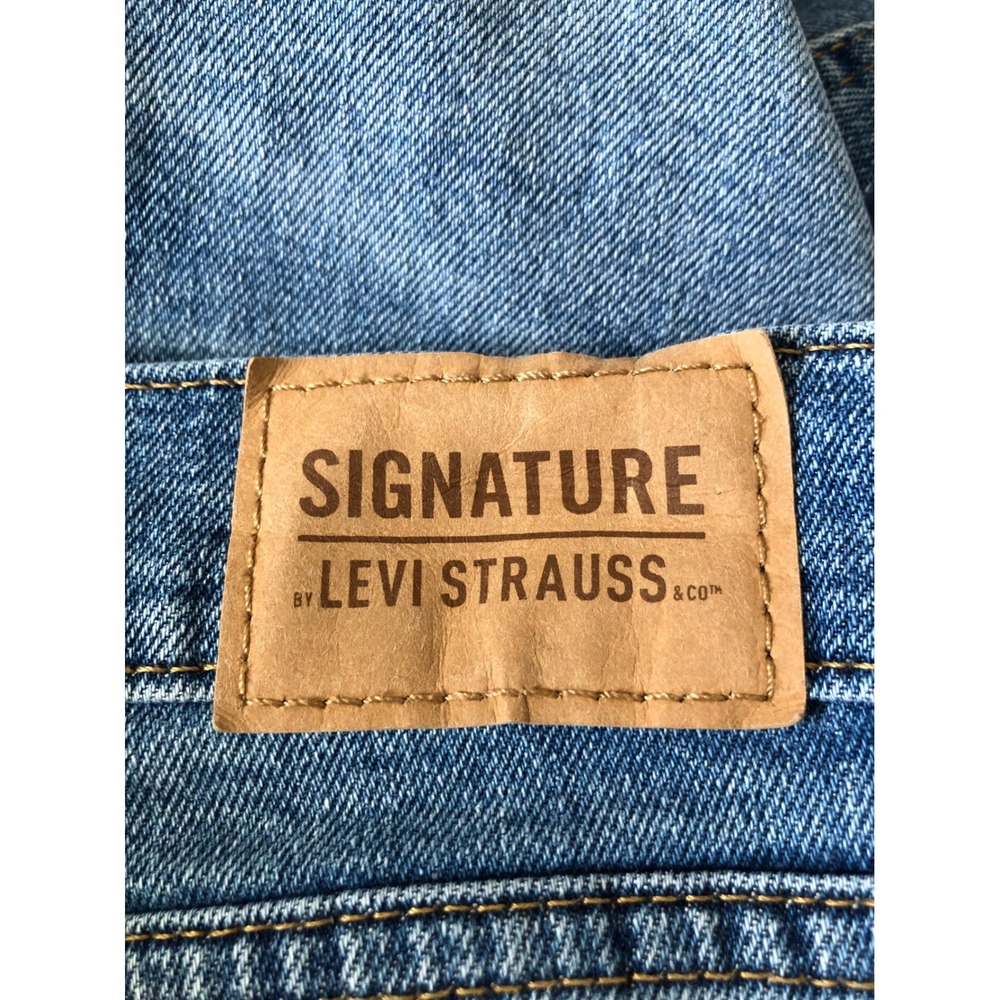 Levi's Signature Women's Heritage Boyfriend Jeans Blue Patchwork‎ Cuffed W29/L25 - Picture 7 of 16